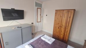 Room Only Booking