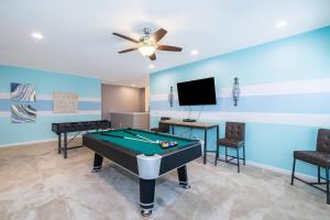 12BR Resort Villa with Pool & Spa Near Disney home