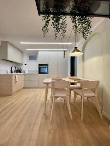 Urban Raw next to Calea Victoriei and The Old Town