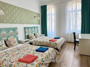 Royality Bucharest Old Town