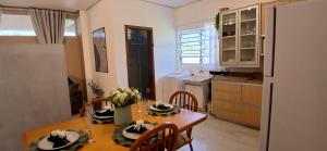 Apto econômico 300 metros da praia de Palmas