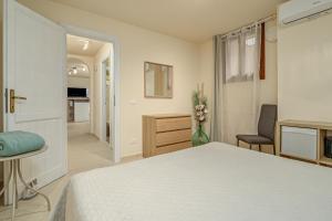 Depandance con piscina img13