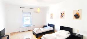 Spacious 3BDR Central apartment near Terazije & BW