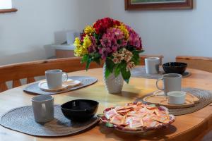 Wooden Stories - Nature, Netflix & Wi-Fi