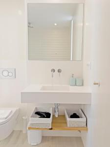 Loft Deluxe, Luminoso, Parking y Piscina - A 100 m del Mar AC