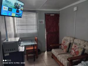 The Croc Backpackers