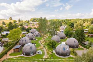 Kugelhaus Nordlichter - Skandinavischer Rückzugsort in runder Form am Tollensesee