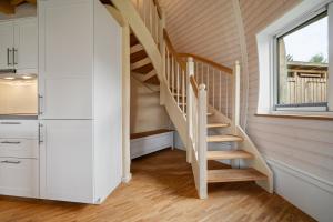 Kugelhaus Chiara - Helles Naturrefugium in Kugelform am Tollensesee