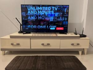 Marvinns by LVH - 150 Newport Boulevard