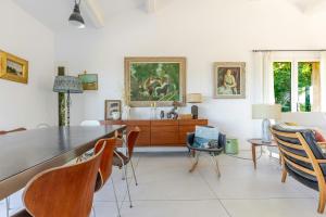 Provencal Villa With Pool Near Aix