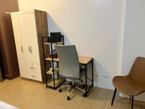 Marvinns by LVH - 150 Newport Boulevard