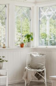 Relaxing Villa With Fireplace And Private Stream