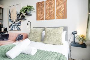 Stylish City Studio at The Harri