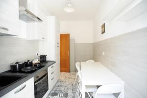 Navigli Newly Renovated 2 Bathrooms Apartment