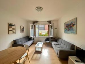 Tour Eiffel Croix Nivert Paris