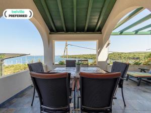 Holiday Home in Veli Rat near Saharun