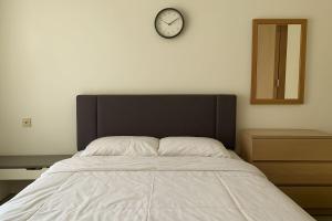 Cozy Studio Bintaro Icon Emerald by alonelyroom