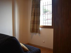 Duplex 3 pièces avec parking, proche forêt et centre - Confort et équipements complets - FR-1-580-77