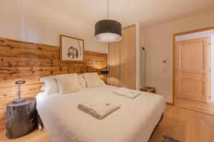 3 Sophie - B103 - Snow and Trek - Morzine