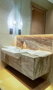 Brand New 1BR Apartment in JVC