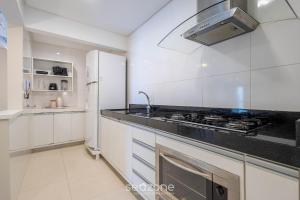 Apartamentos a 100m da Praia em BC - ERM