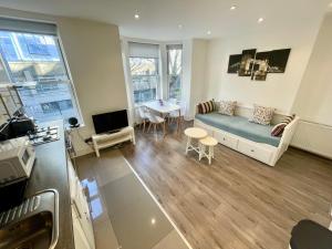 Cosy 2-Bed Flat Central London Zone 1