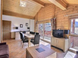 Appartement skis aux pieds pour 6 pers proche centre Vallandry, animaux admis - FR-1-411-918