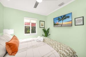 Backyard Oasis 3 Hole Golf Pool Fire Pit