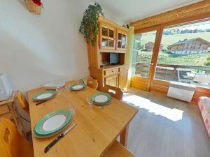 Appt cozy 5 pers, 300m pistes, parking, animaux admis - FR-1-241-164