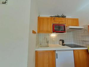 Appt cozy 5 pers, 300m pistes, parking, animaux admis - FR-1-241-164