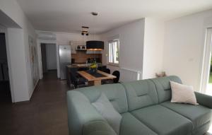 Apartman Summer Breeze by Villas Guide