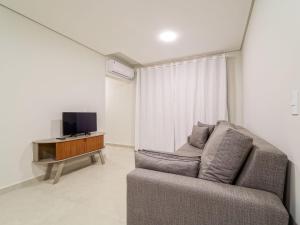 Apto c churrasqueira a 700m da praia MU3731