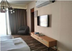 Desert Breeze Resort