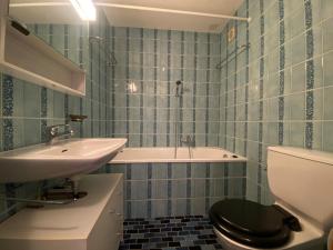 2 bedroom apartment close to ski lifts and amenities