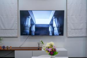 Stylish 3 Bedroom Villa with Garden, Chalong - by PoshSaga