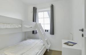 Gorgeous Apartment In Læsø With House Sea View