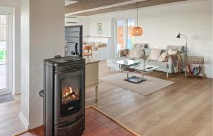 Cozy Home In Struer With Sauna