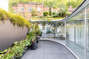 Listed Georgian Home with Contemporary Architecture