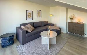 Gorgeous Apartment In Köpingsvik With Wifi