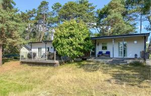 3 Bedroom Nice Home In Yngsjö - 4hvězdičkové hotely ve městě Yngsjö