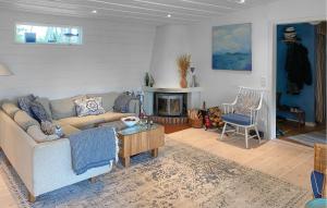 3 Bedroom Nice Home In Yngsjö