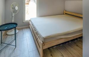 Gorgeous Home In Lubicz With Wifi