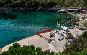 APARTMAN DJONI 2 by Villas Guide