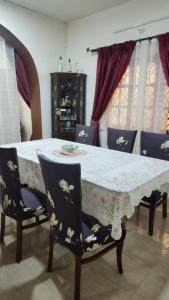 The Cozy Nest I 2BHK I 5 min drive to the beach