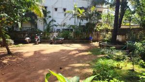 The Cozy Nest I 2BHK I 5 min drive to the beach