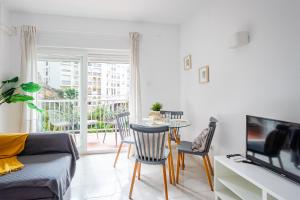 Bonito apartamento junto al mar