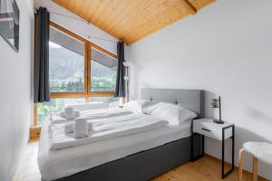 homy Alpine Deluxe Chalet in St Anton im Montafon