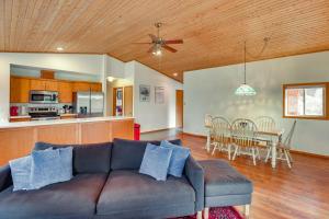 Next to 600 Acres of Public Land! Bend Ranch Home