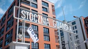 Designer Stocznia Apartament Doki Montownia Gdańsk Parking by Grandview