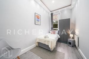 Hackney Deluxe Rooms